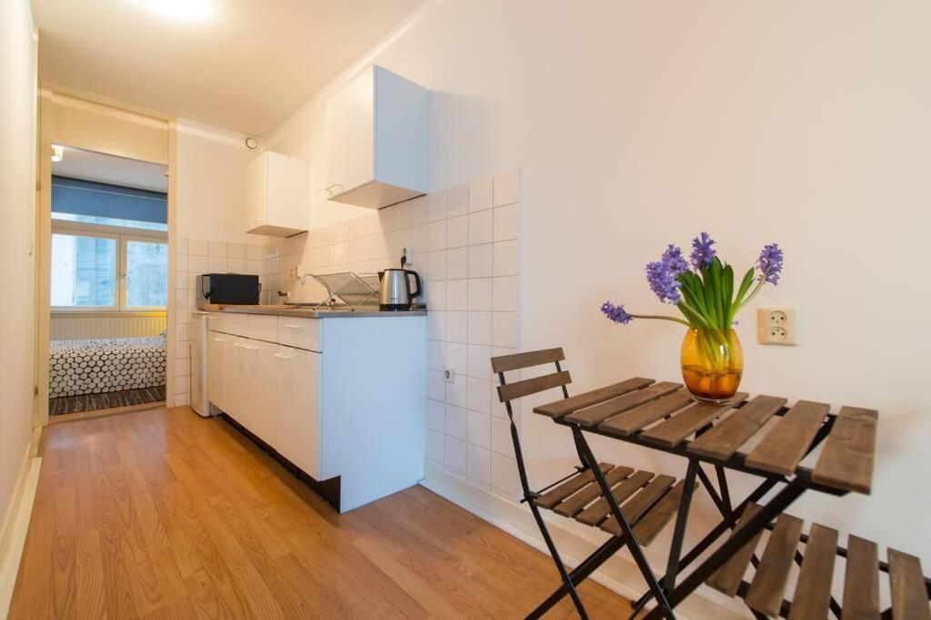 Charming Apartment In City Center Amesterdão Exterior foto